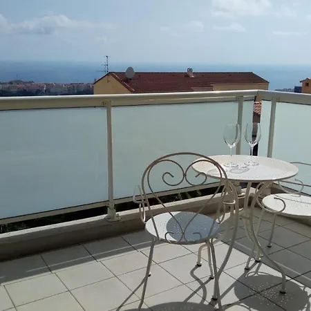 Delizioso Vista Mare E Monaco